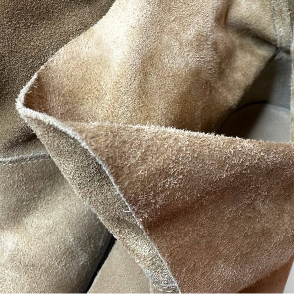 Dee Keller Elsy Suede Foldover Flap Distressed Ankle Bootie Size 36 (5.5-6 US) - Picture 7 of 9